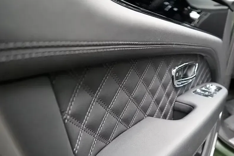 Bentley Bentayga din 2025 cu 15 km - oferta BEN156521 - foto 11