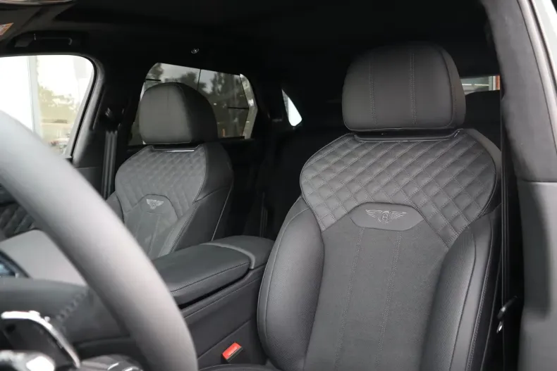 Bentley Bentayga din 2025 cu 15 km - oferta BEN156521 - foto 12