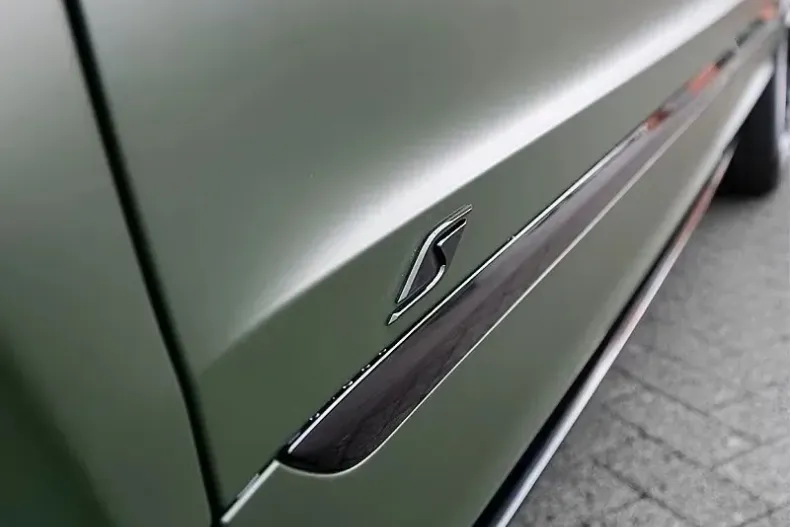 Bentley Bentayga din 2025 cu 15 km - oferta BEN156521 - foto 26