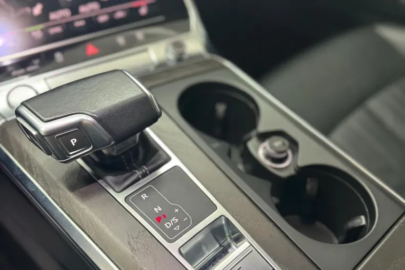 Audi A7 din 2019 cu 78.000 km - oferta AUD156524 - foto 27