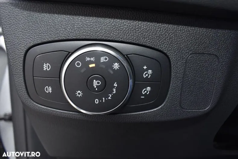 Ford Focus din 2022 cu 3.500 km - oferta FOR156525 - foto 32