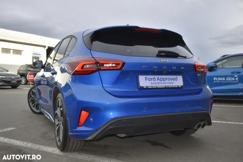 Ford Focus din 2022 cu 11.100 km - oferta FOR156527 - foto 4