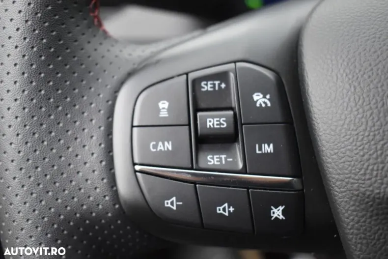 Ford Focus din 2022 cu 11.100 km - oferta FOR156527 - foto 15