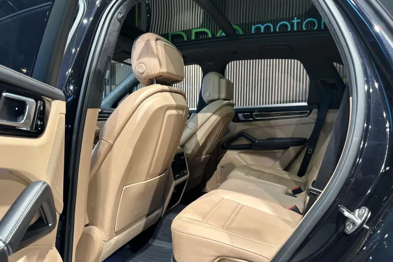 Porsche Cayenne din 2020 cu 98.000 km - oferta POR156530 - foto 18