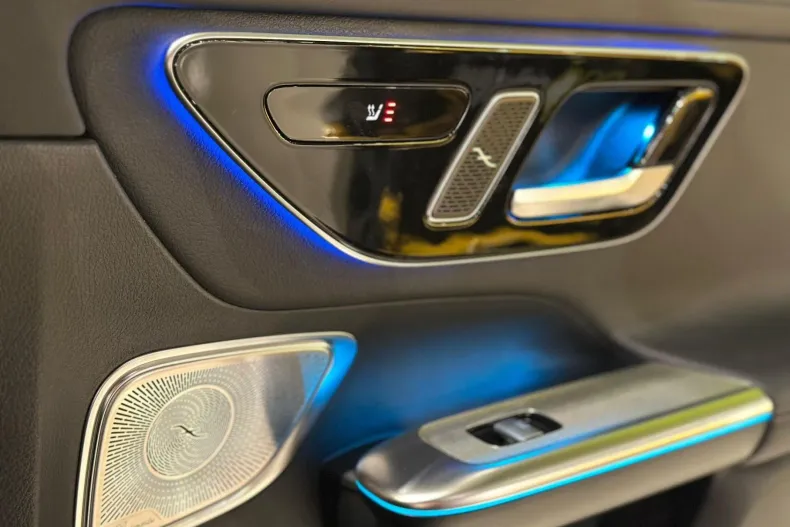 Mercedes-Benz GLC din 2024 cu 54.441 km - oferta MER156536 - foto 25