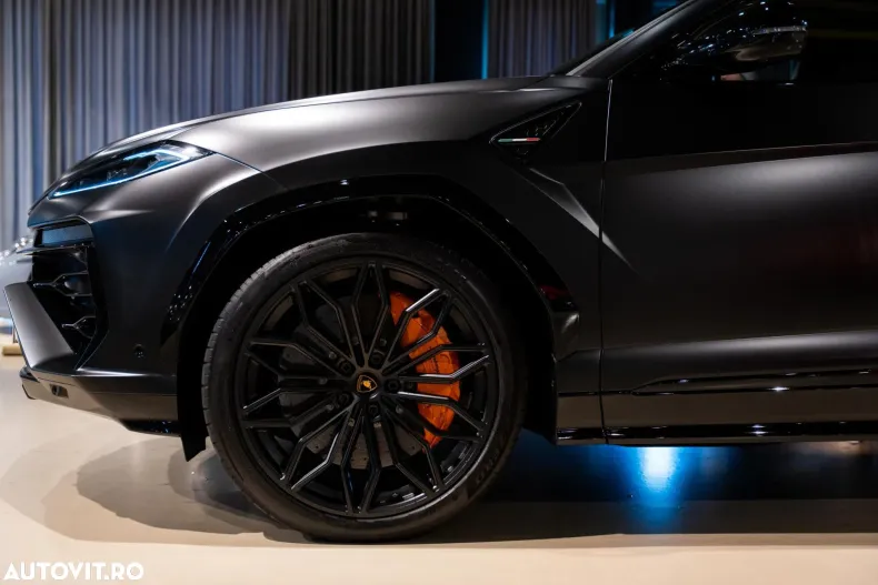 Lamborghini Urus din 2025 cu 4.000 km - oferta LAM156540 - foto 10