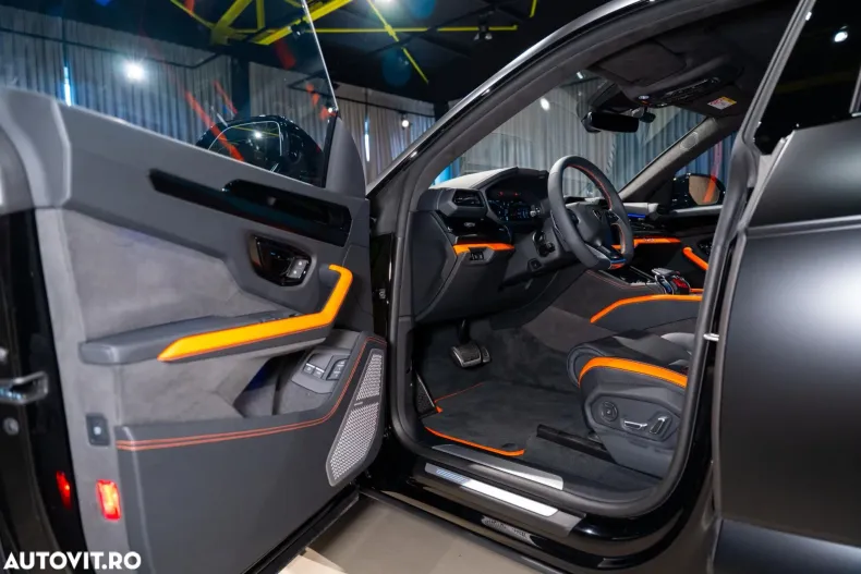 Lamborghini Urus din 2025 cu 4.000 km - oferta LAM156540 - foto 12