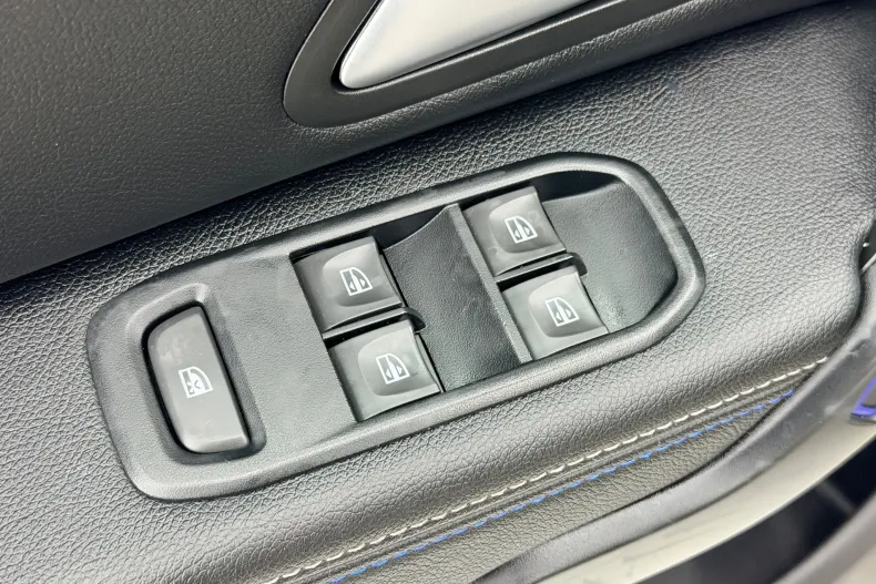 Dacia Duster din 2020 cu 88.000 km - oferta DAC156550 - foto 11