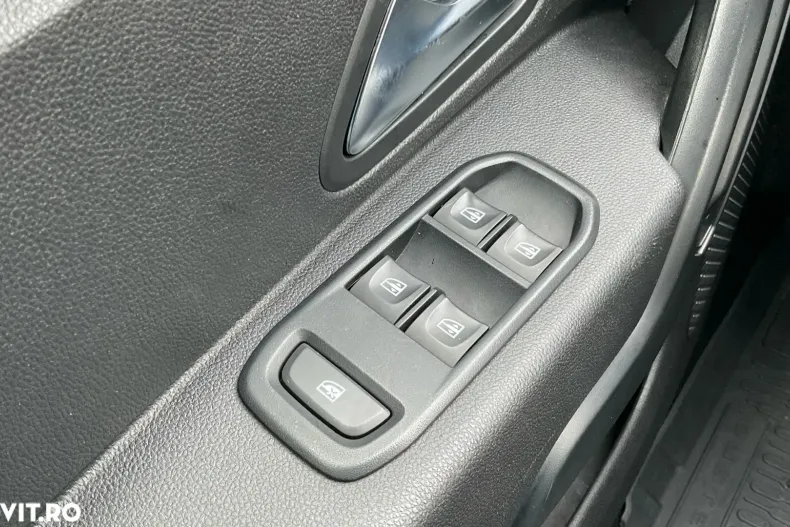 Dacia Duster din 2021 cu 76.925 km - oferta DAC156552 - foto 19