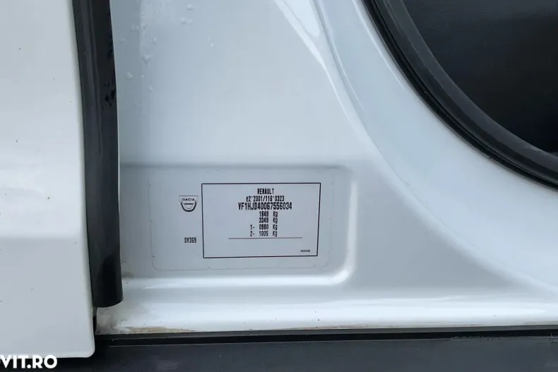 Dacia Duster din 2021 cu 76.925 km - oferta DAC156552 - foto 30