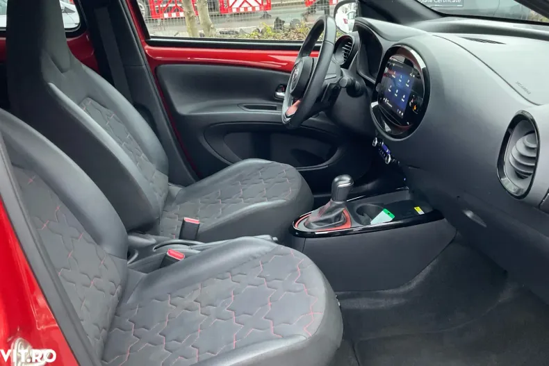 Toyota Aygo (X) din 2022 cu 18.113 km - oferta TOY156554 - foto 7