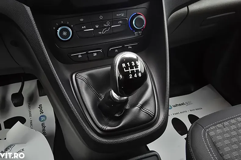 Ford Transit Connect din 2019 cu 106.608 km - oferta FOR156563 - foto 17