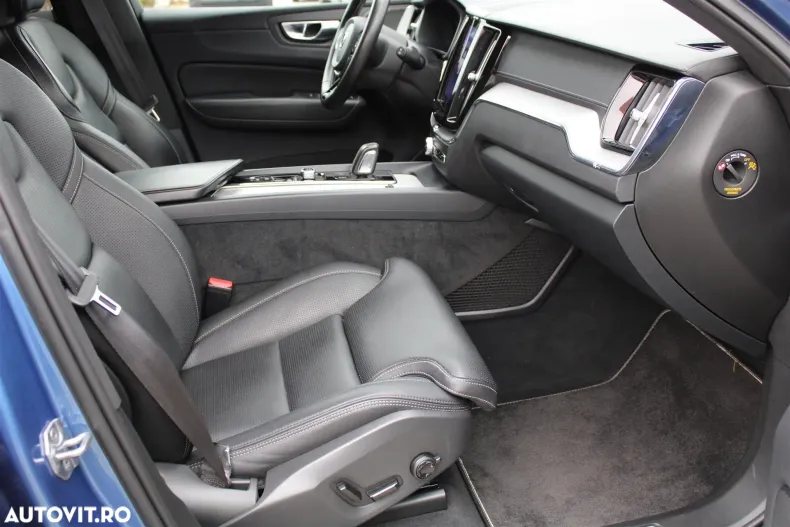 Volvo XC60 din 2020 cu 68.615 km - oferta VOL156564 - foto 15