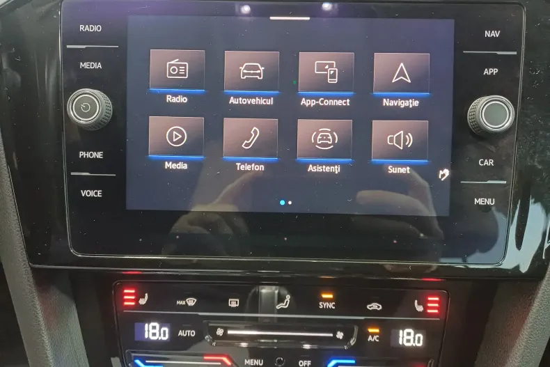 Volkswagen Passat din 2022 cu 130.581 km - oferta VOL156566 - foto 16