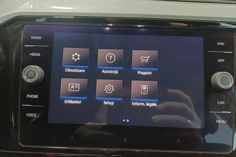 Volkswagen Passat din 2022 cu 130.581 km - oferta VOL156566 - foto 17