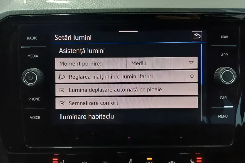 Volkswagen Passat din 2022 cu 130.581 km - oferta VOL156566 - foto 23