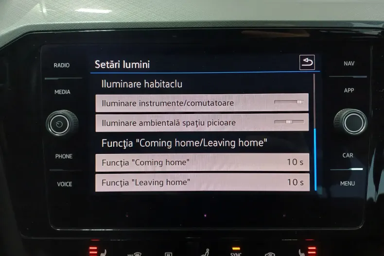 Volkswagen Passat din 2022 cu 130.581 km - oferta VOL156566 - foto 24