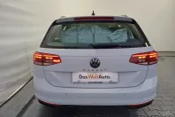 Volkswagen Passat din 2022 cu 130.581 km - oferta VOL156566 - foto 36