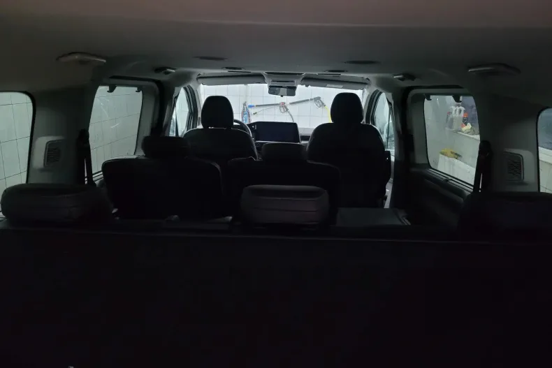 Volkswagen Caravelle din 2025 cu 24 km - oferta VOL156568 - foto 9