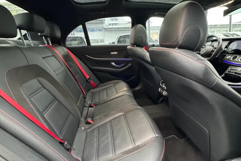 Mercedes-Benz E 53 AMG din 2021 cu 109.500 km - oferta MER156569 - foto 8