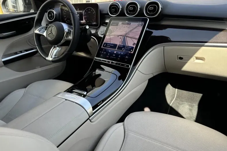 Mercedes-Benz C din 2023 cu 52.226 km - oferta MER156576 - foto 11