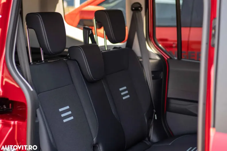 Ford Tourneo Courier din 2024 cu 10 km - oferta FOR156582 - foto 21