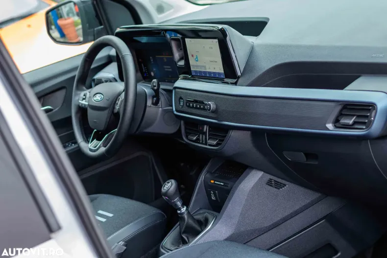 Ford Tourneo Courier din 2024 cu 10 km - oferta FOR156583 - foto 15