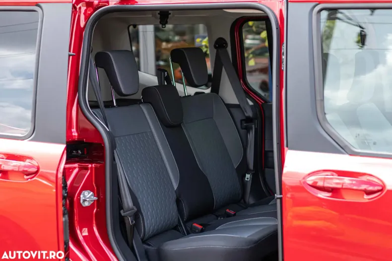 Ford Tourneo Courier din 2024 cu 10 km - oferta FOR156584 - foto 23