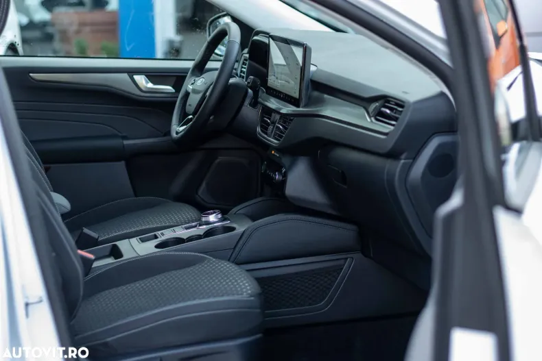 Ford Kuga din 2024 cu 5 km - oferta FOR156587 - foto 22