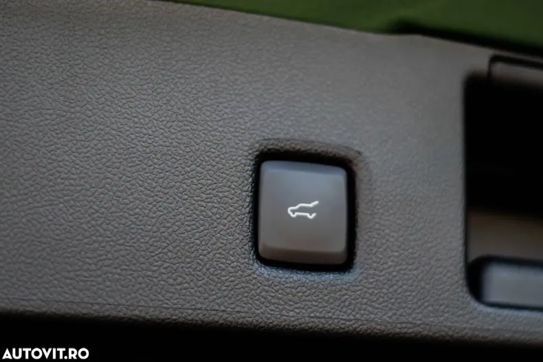 Ford Kuga din 2024 cu 5 km - oferta FOR156588 - foto 9