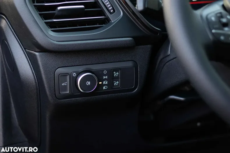 Ford Kuga din 2024 cu 5 km - oferta FOR156588 - foto 13