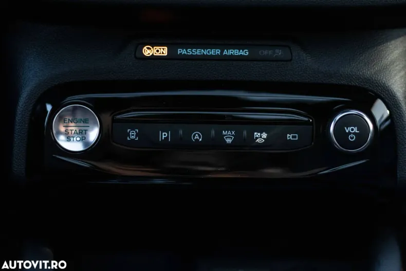 Ford Kuga din 2024 cu 5 km - oferta FOR156588 - foto 18