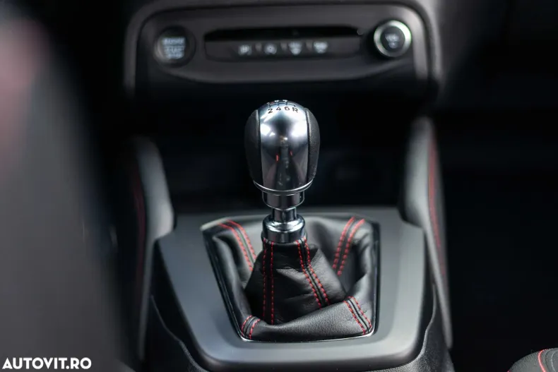 Ford Focus din 2024 cu 3 km - oferta FOR156612 - foto 22