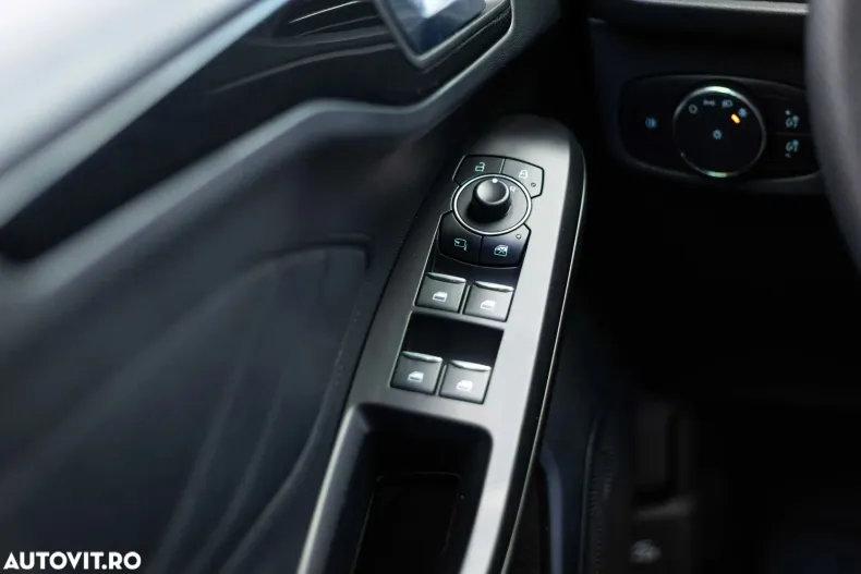 Ford Focus din 2024 cu 3 km - oferta FOR156612 - foto 23