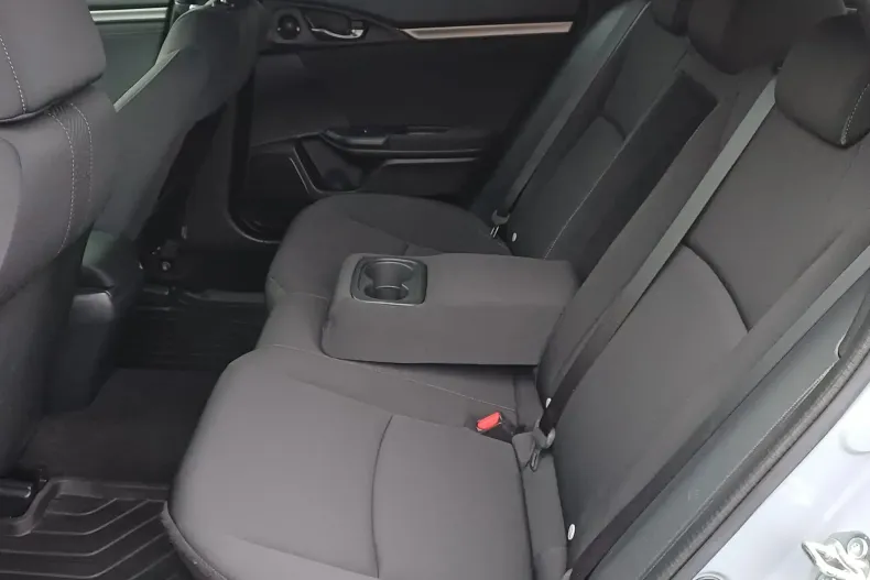 Honda Civic din 2019 cu 73.150 km - oferta HON156622 - foto 7