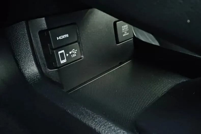 Honda Civic din 2019 cu 73.150 km - oferta HON156622 - foto 20