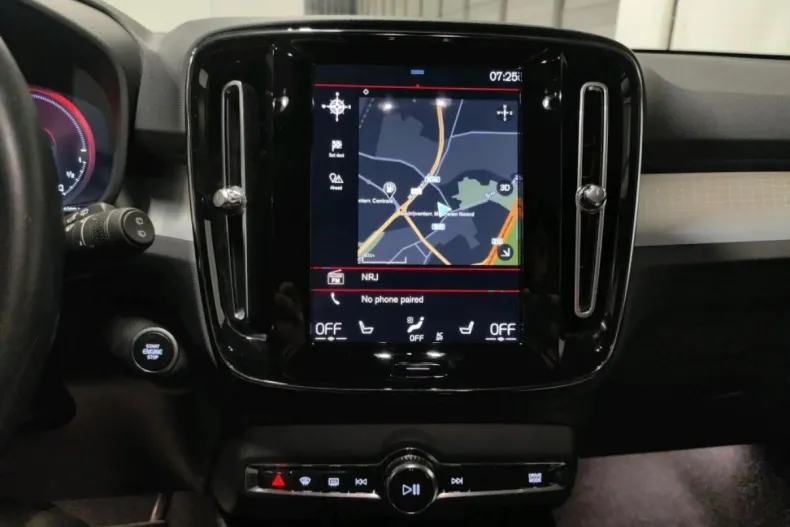 Volvo XC40 din 2021 cu 84.900 km - oferta VOL156623 - foto 5