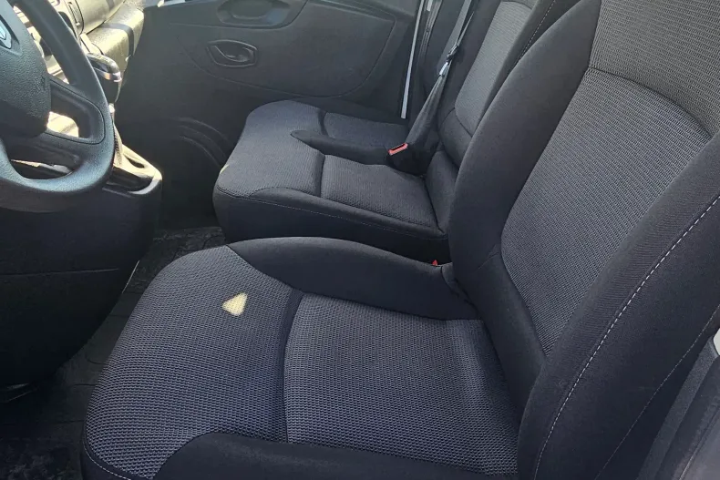 Renault Trafic din 2021 cu 150.000 km - oferta REN156628 - foto 8