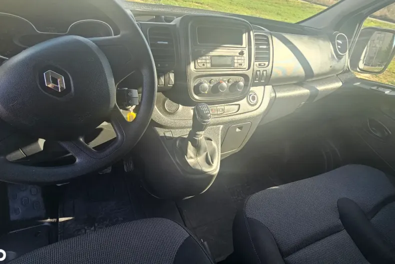 Renault Trafic din 2021 cu 150.000 km - oferta REN156628 - foto 9