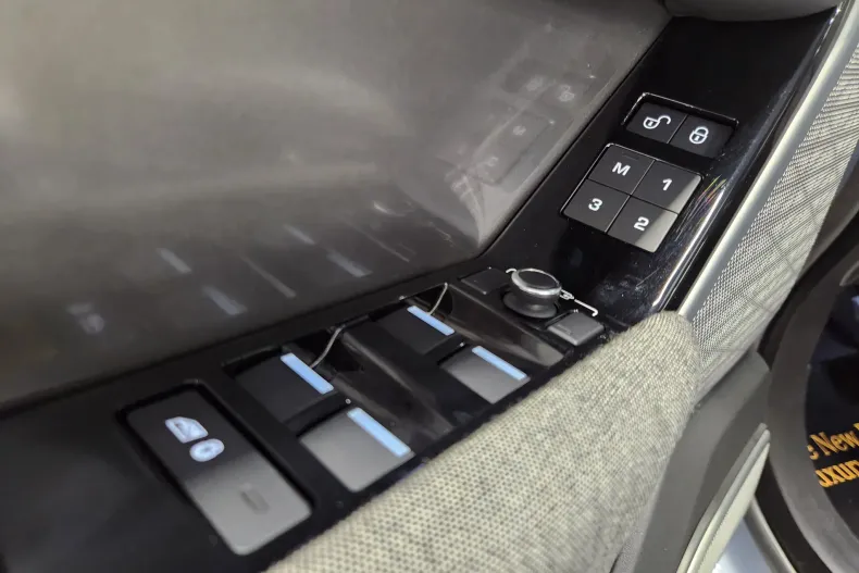 Land Rover Range Rover Velar din 2019 cu 148.860 km - oferta LAN156629 - foto 15