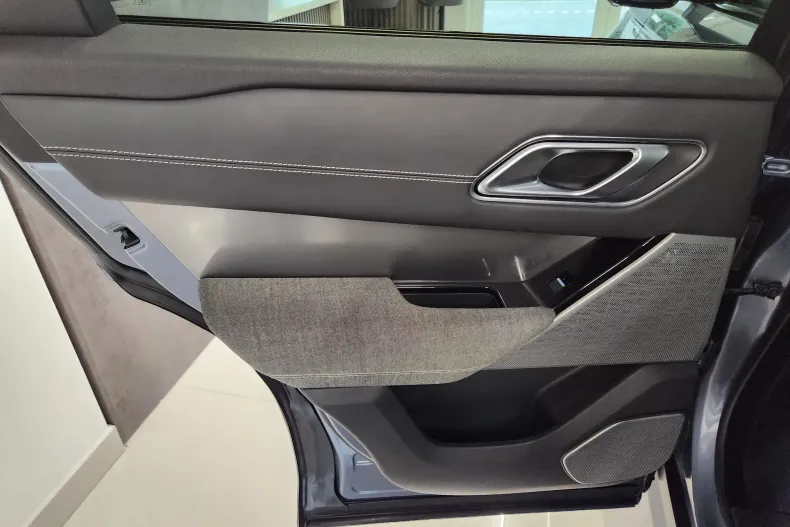 Land Rover Range Rover Velar din 2019 cu 148.860 km - oferta LAN156629 - foto 31