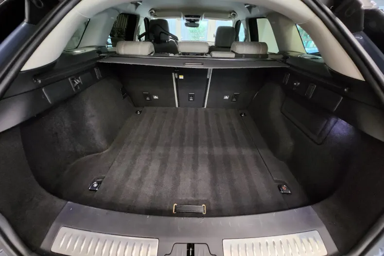 Land Rover Range Rover Velar din 2019 cu 148.860 km - oferta LAN156629 - foto 33