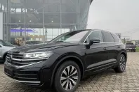 Volkswagen Touareg din 2025 cu 1.600 km - oferta VOL156632 - foto 5