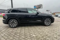 Volkswagen Touareg din 2025 cu 1.600 km - oferta VOL156632 - foto 6