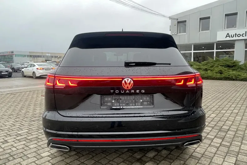 Volkswagen Touareg din 2025 cu 1.600 km - oferta VOL156632 - foto 8
