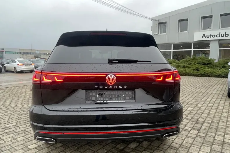 Volkswagen Touareg din 2025 cu 1.600 km - oferta VOL156632 - foto 10