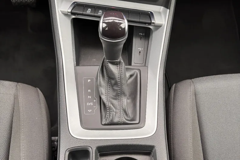 Audi Q3 din 2022 cu 177.405 km - oferta AUD156633 - foto 31