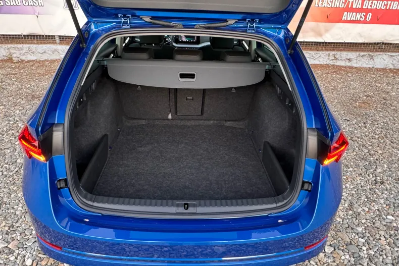 Skoda Octavia din 2023 cu 48.125 km - oferta SKO156634 - foto 14