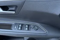 Peugeot 3008 din 2020 cu 118.520 km - oferta PEU156635 - foto 31