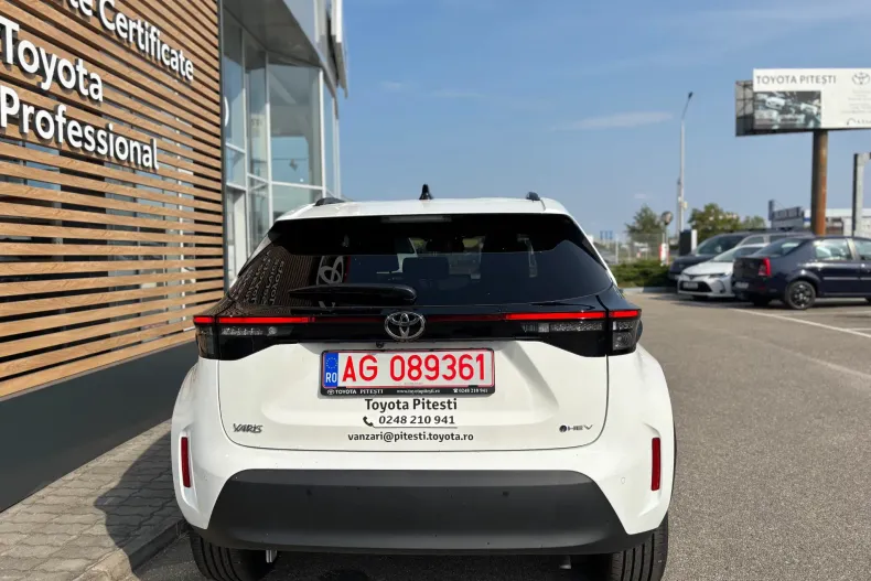 Toyota Yaris din 2025 cu 3.000 km - oferta TOY156638 - foto 8